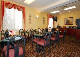 Hotel Comfort Inn