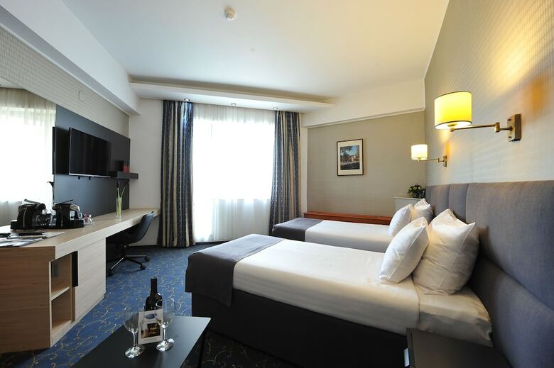 Hotel Crystal Palace