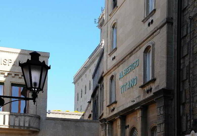 Hotel Titano