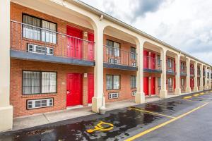 Hotel Econo Lodge North