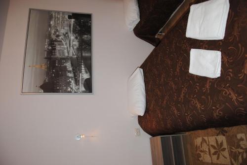 Hotel One Way