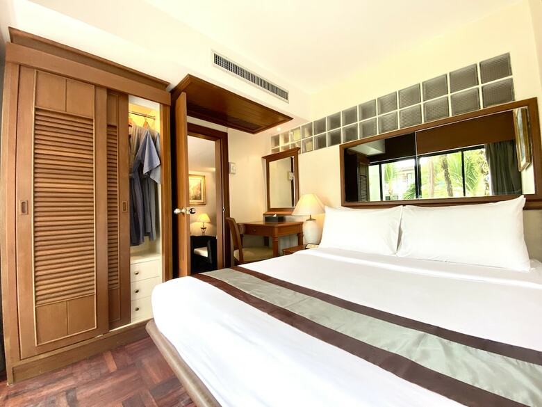 Hotel Sunset Beach Resort
