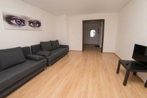 Apartamento Kvartira Posutochno Vysotnaya 2