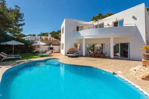 Villa Cuatro Arcos