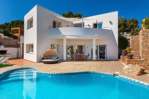 Villa Cuatro Arcos