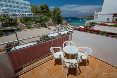 Apartamentos Es Puet Blanc