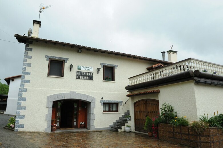 Agroturismo Casa Rural Altzibar-berri