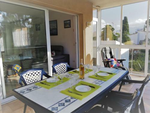 Apartamento Falconera 3089