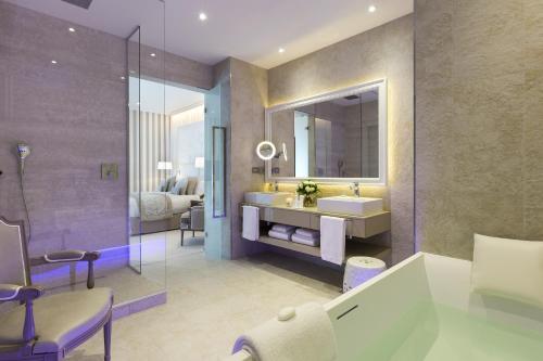 Hotel H�tel Barri�re Le Royal La Baule