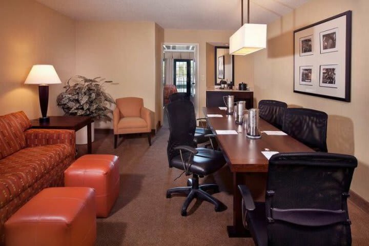 Hotel Embassy Suites Indianapolis - North