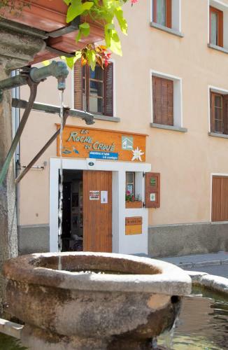 Bed & Breakfast La Roche Du Croue