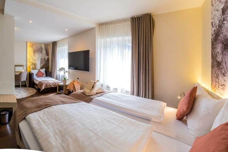 Cascada Swiss Q Hotel