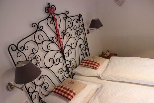 Hotel A La Maison Rouge H�tel & Restaurant