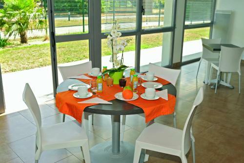 Aparthotel Appart?city Nantes Carquefou