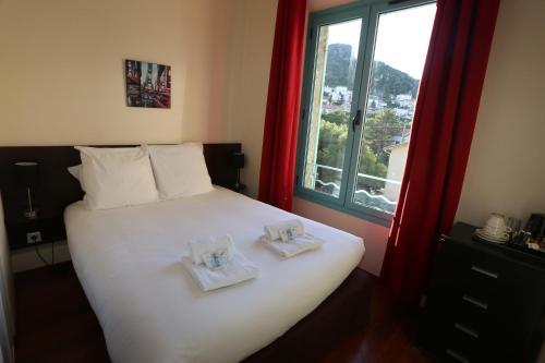 Apartamento O'sullivans Bar And Hotel