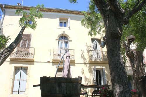Mas De Bellegou Bed And Breakfast