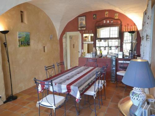 Holiday Home Quartier Charmanjon