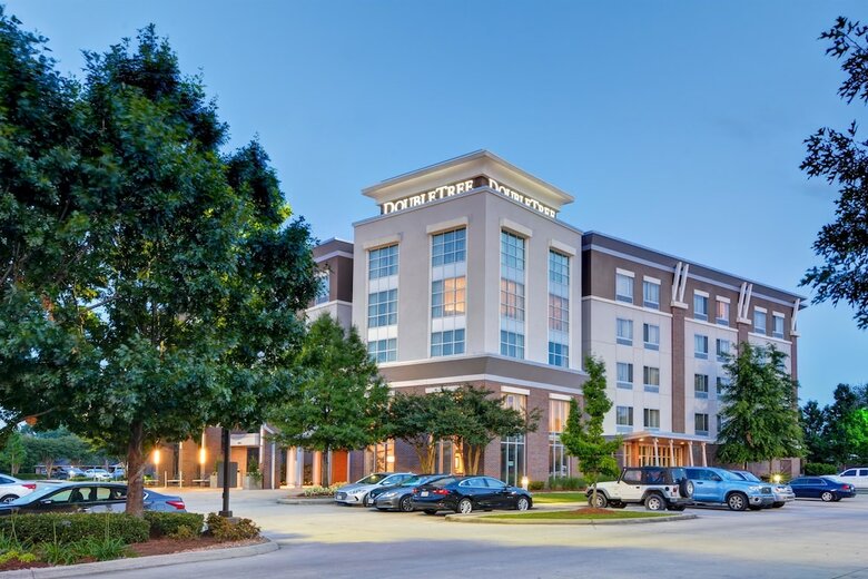 Hotel Doubletree By Hilton Baton Rouge