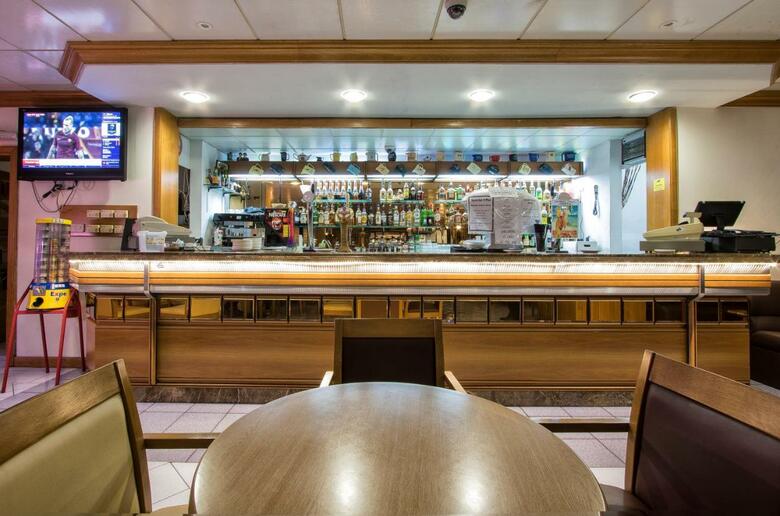 Hotel Canifor