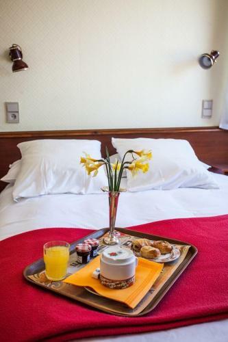 Hotel H�tel Beaus�jour