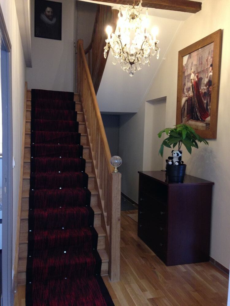 Hostal Maison Du Chatelain