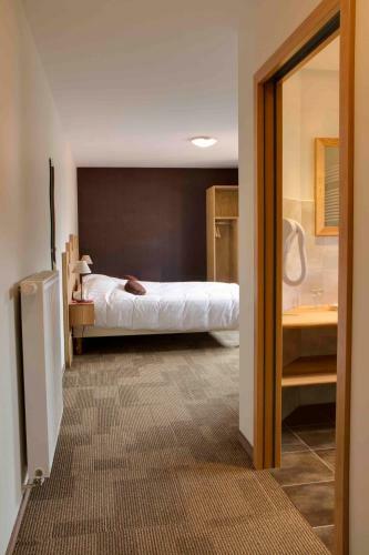 Bed & Breakfast La Griffe � Foin Au Restaurant Raisin D'or