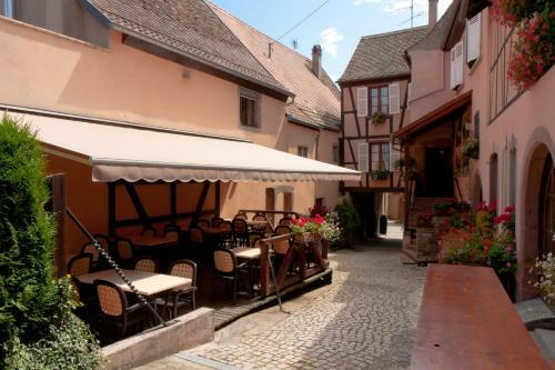 Bed & Breakfast La Griffe � Foin Au Restaurant Raisin D'or