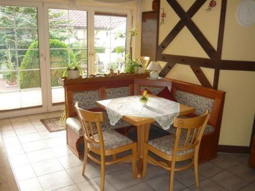 Apartamento Ferienwohnungen-roder-ferienwohnung-i