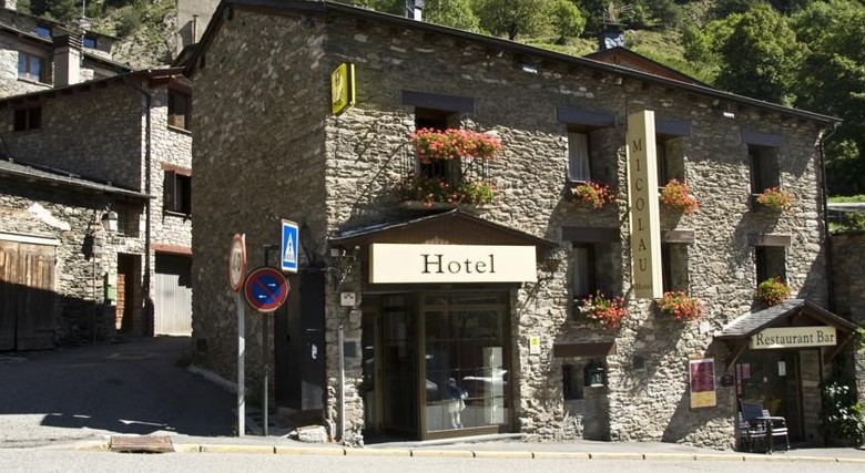 Hostal Micolau