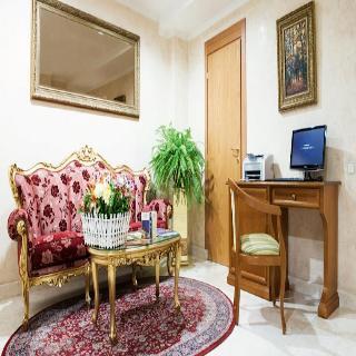 Hotel Podol Plaza