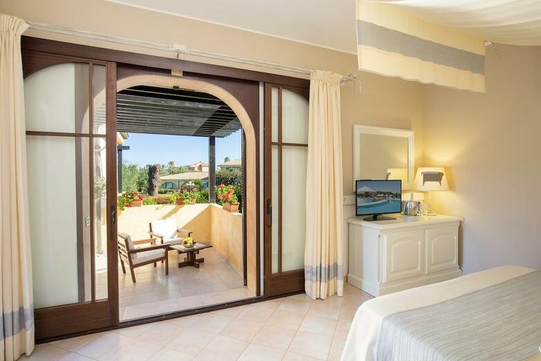 Hotel Baia Di Nora