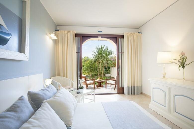 Hotel Baia Di Nora