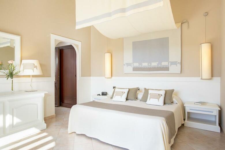 Hotel Baia Di Nora