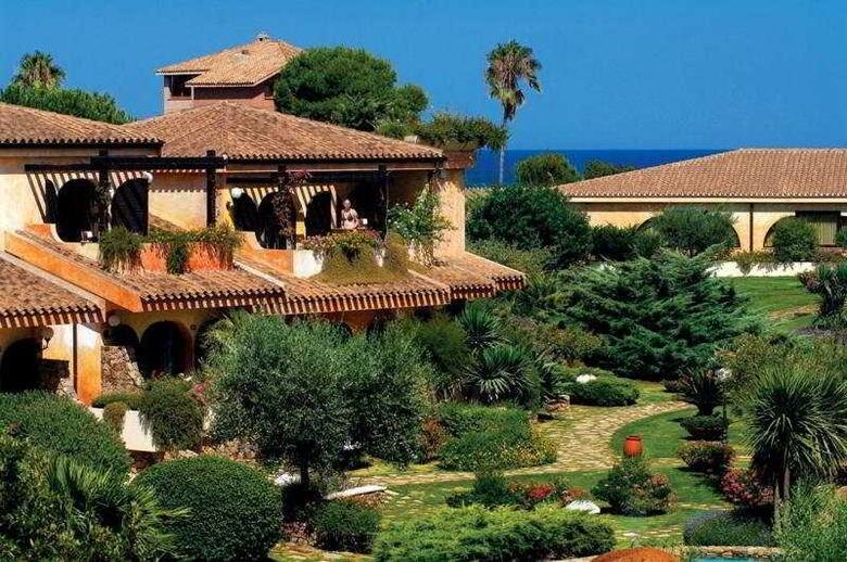 Hotel Baia Di Nora
