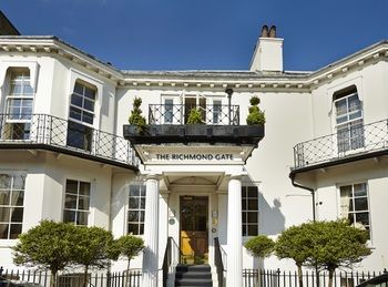 Hotel Richmond Gate