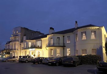 Hotel Richmond Gate