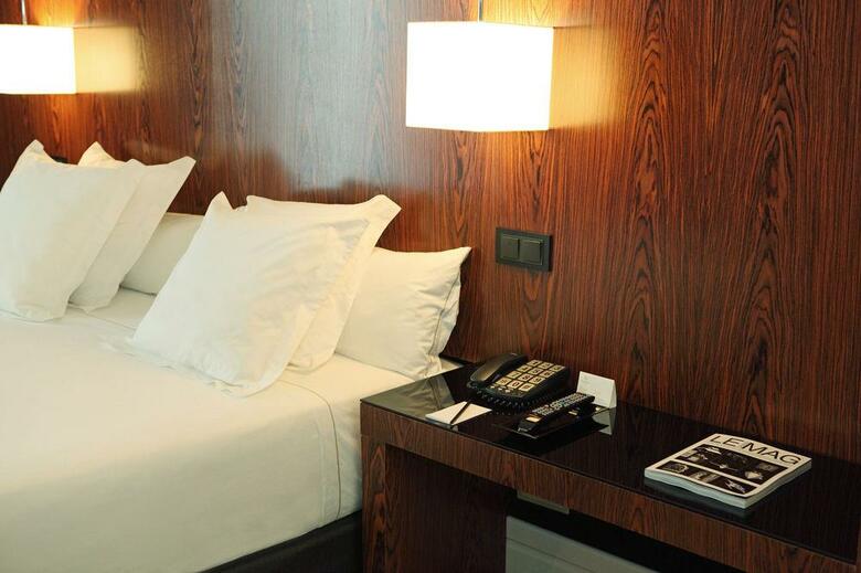 Hotel �nico Madrid