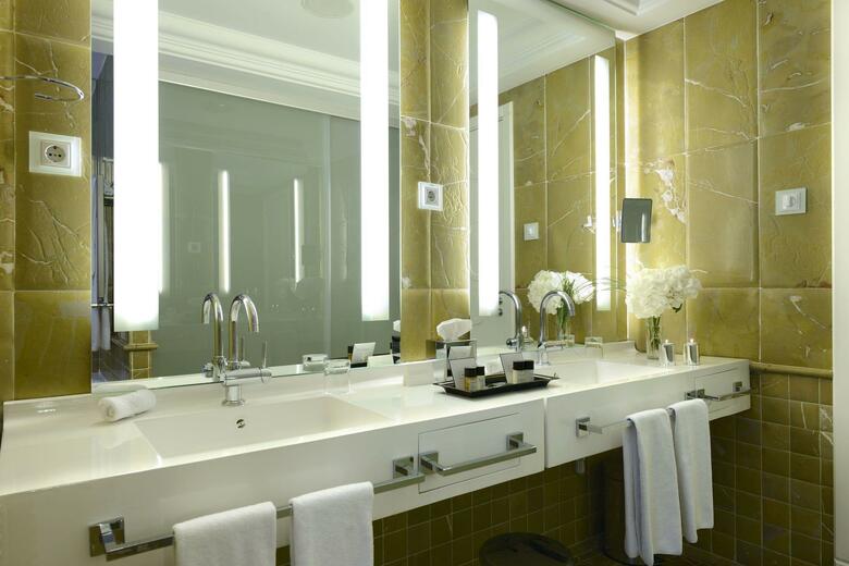 Hotel �nico Madrid