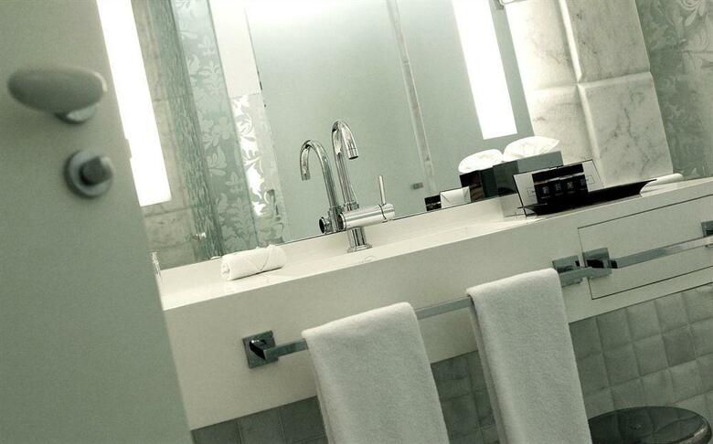 Hotel �nico Madrid