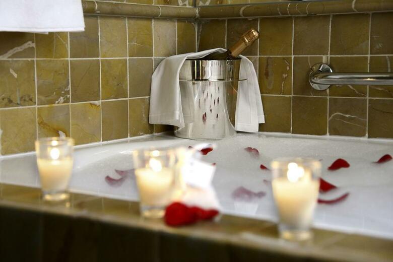 Hotel �nico Madrid