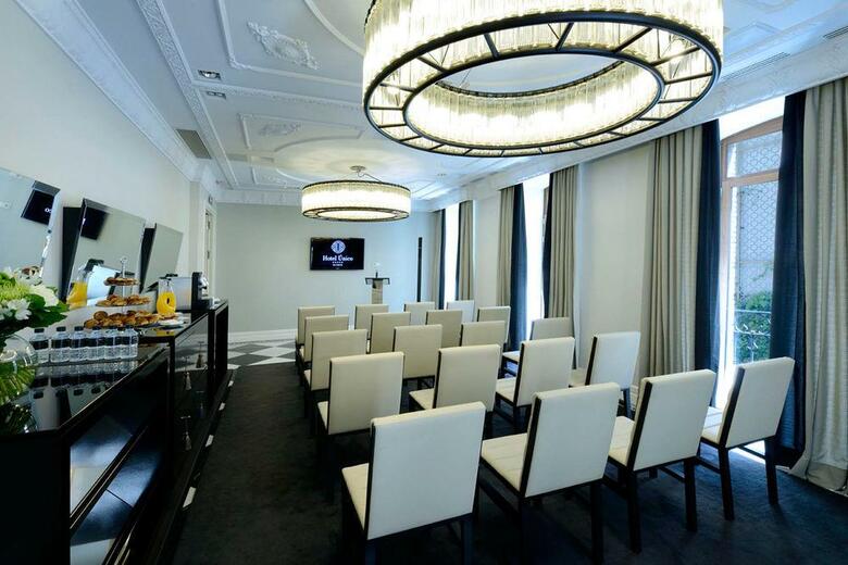 Hotel �nico Madrid
