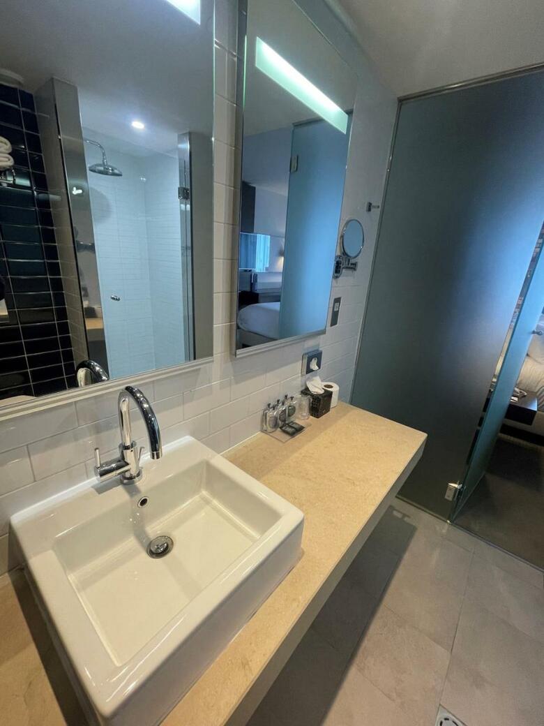 Hotel Absolute