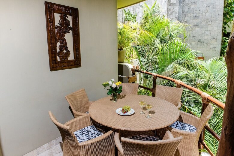 Maya Villa Condo Hotel