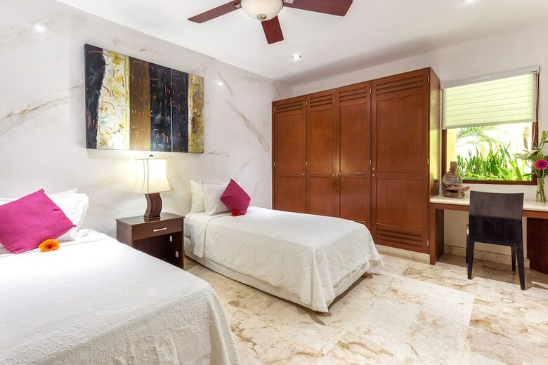 Maya Villa Condo Hotel