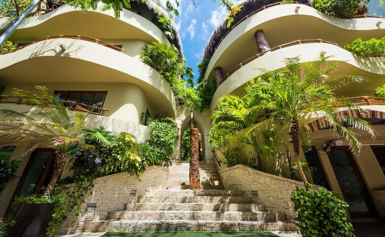 Maya Villa Condo Hotel