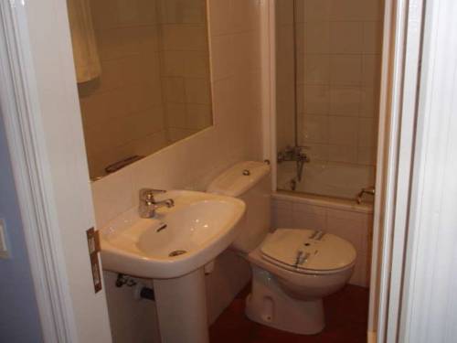 Hostal Arco Plaza
