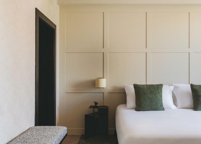 Hotel Catalonia Boulevard