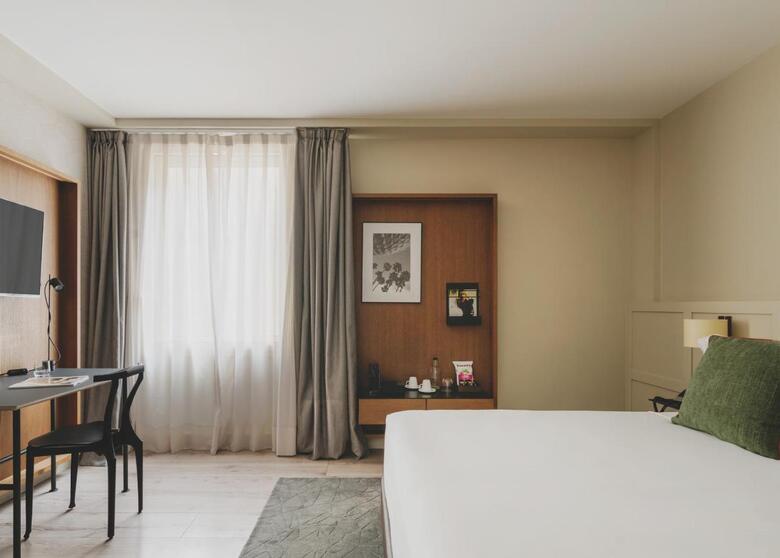 Hotel Catalonia Boulevard