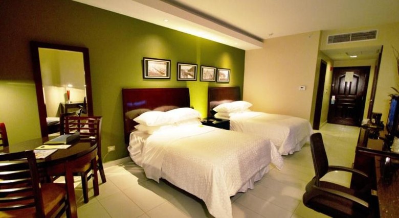 Hotel Four Points By Sheraton Col�n