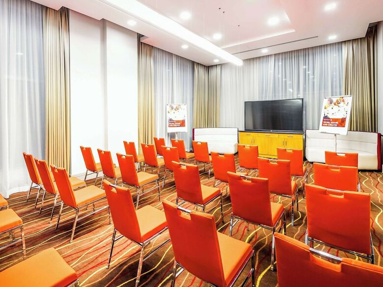 Hotel Ibis Mall Of The Emirates
